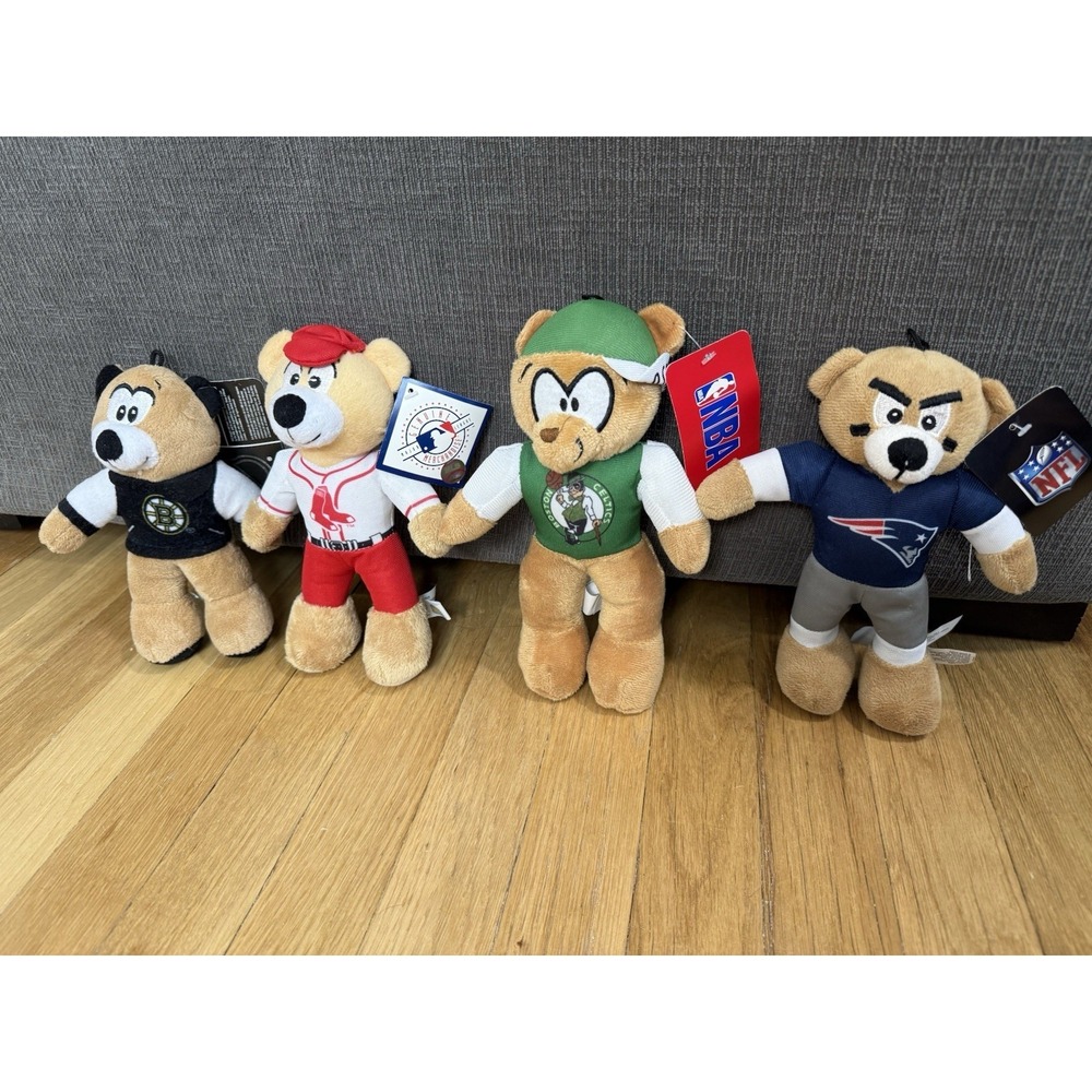 New England Fans Plush Patriots Bruins Red Sox Celtics Teddy Bear Logo T-Shirt